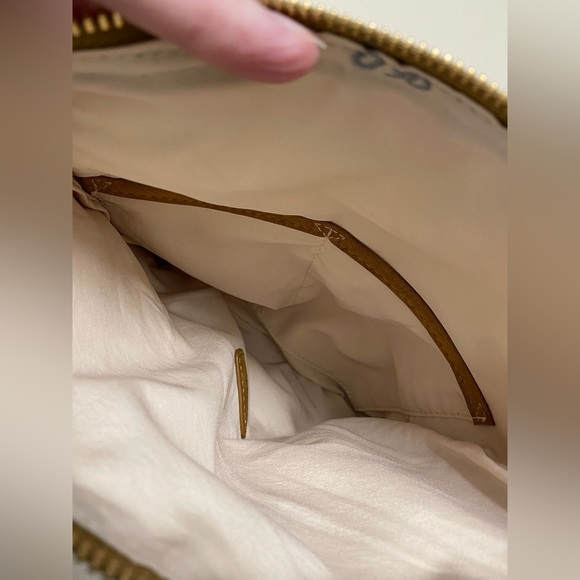 Gorgeous Deux Lux crossbody bag. EUC - Picture 7 of 12